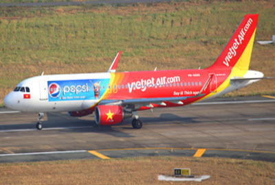 Vietjet plane painted with Pepsi logo
